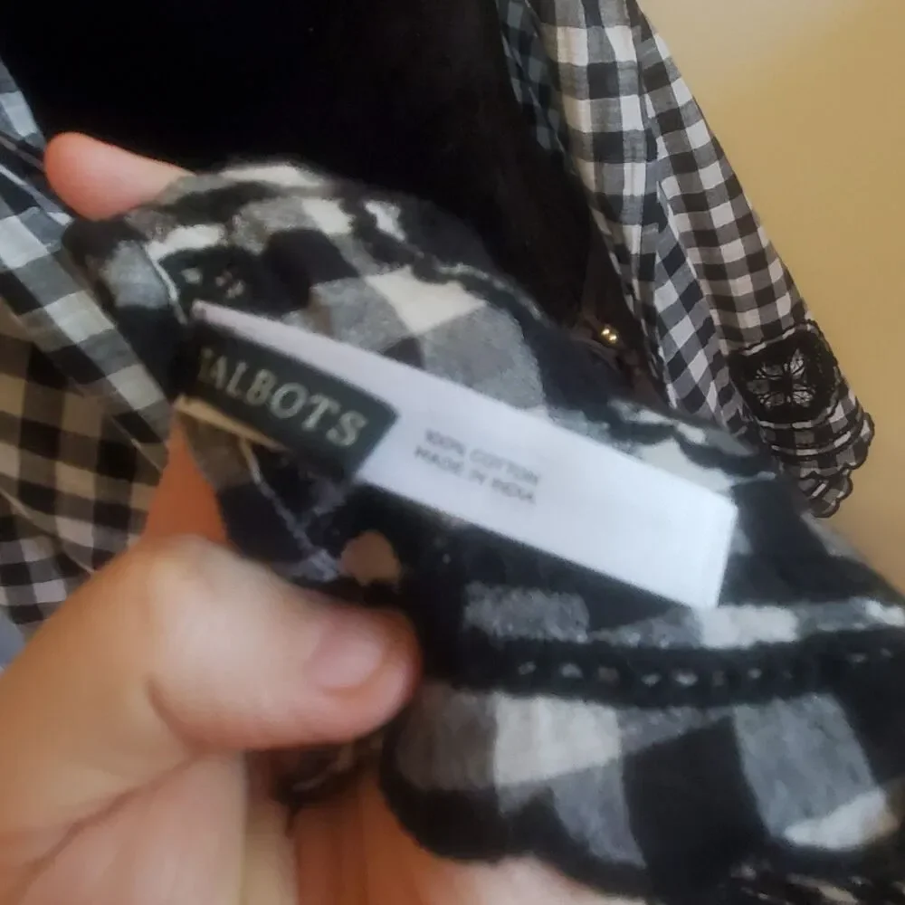 Talbots Women's Cotton Gingham Embroidered floral Scarf Scalloped Hem Cottage